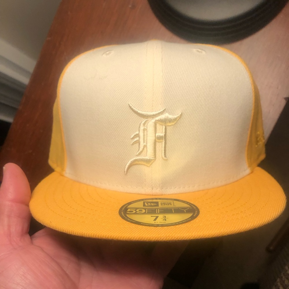 Essentials fear of god 59fifty hat yellow white 7 3/4